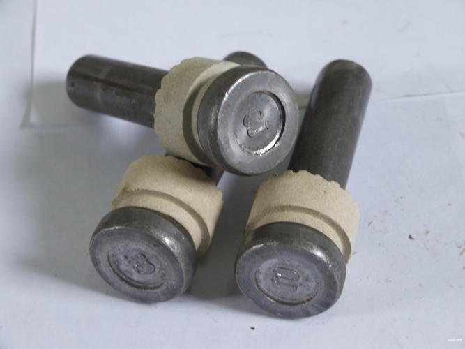 电弧焊焊栓钉的相关图片